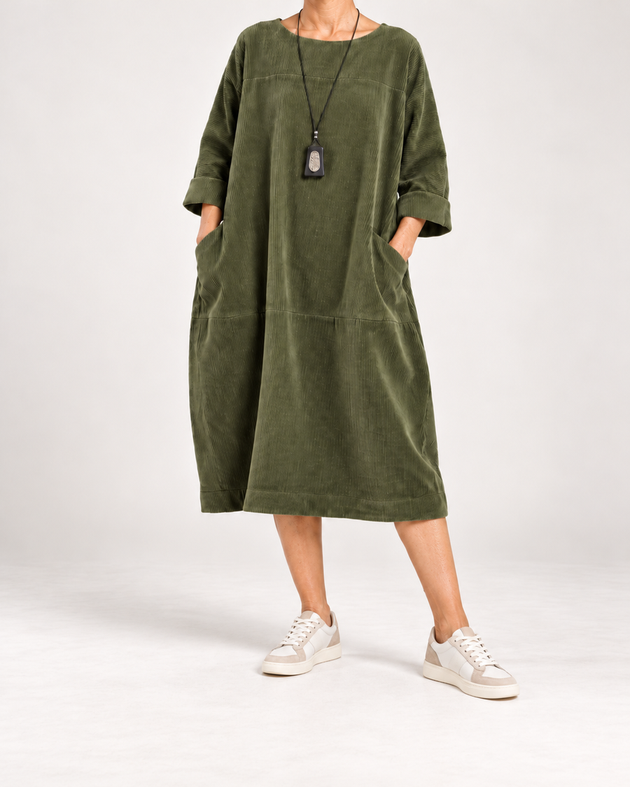 Amy™ | Relaxed Corduroy Midi Dress